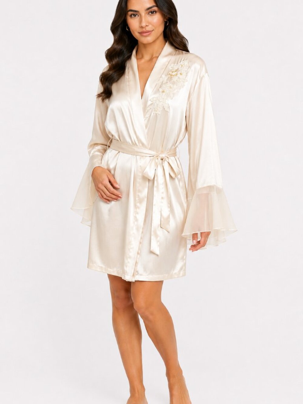 Belle Nuit Ivory Satin Floral Embroidered Robe Medium NWT